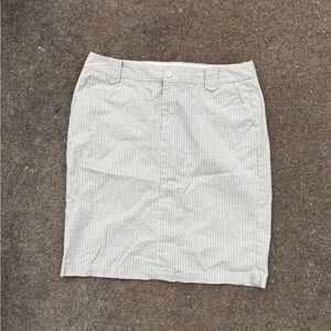 GAP cream striped skirt.